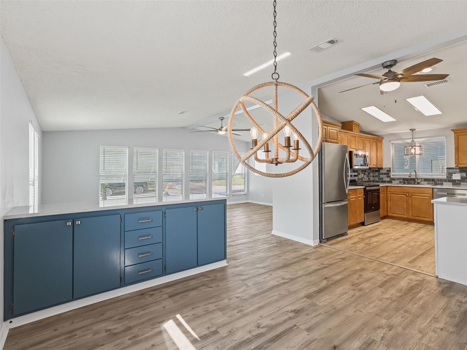 LADY LAKE ORANGE BLOSSOM GARDENS UNIT 10 - Residential