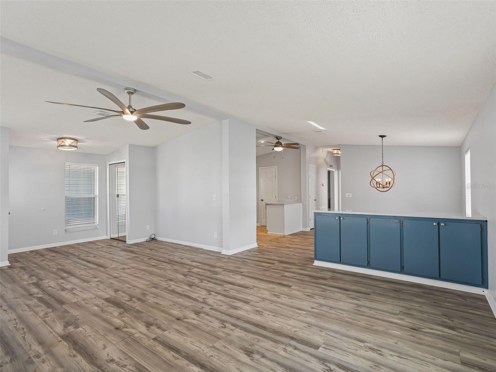 LADY LAKE ORANGE BLOSSOM GARDENS UNIT 10 - Residential