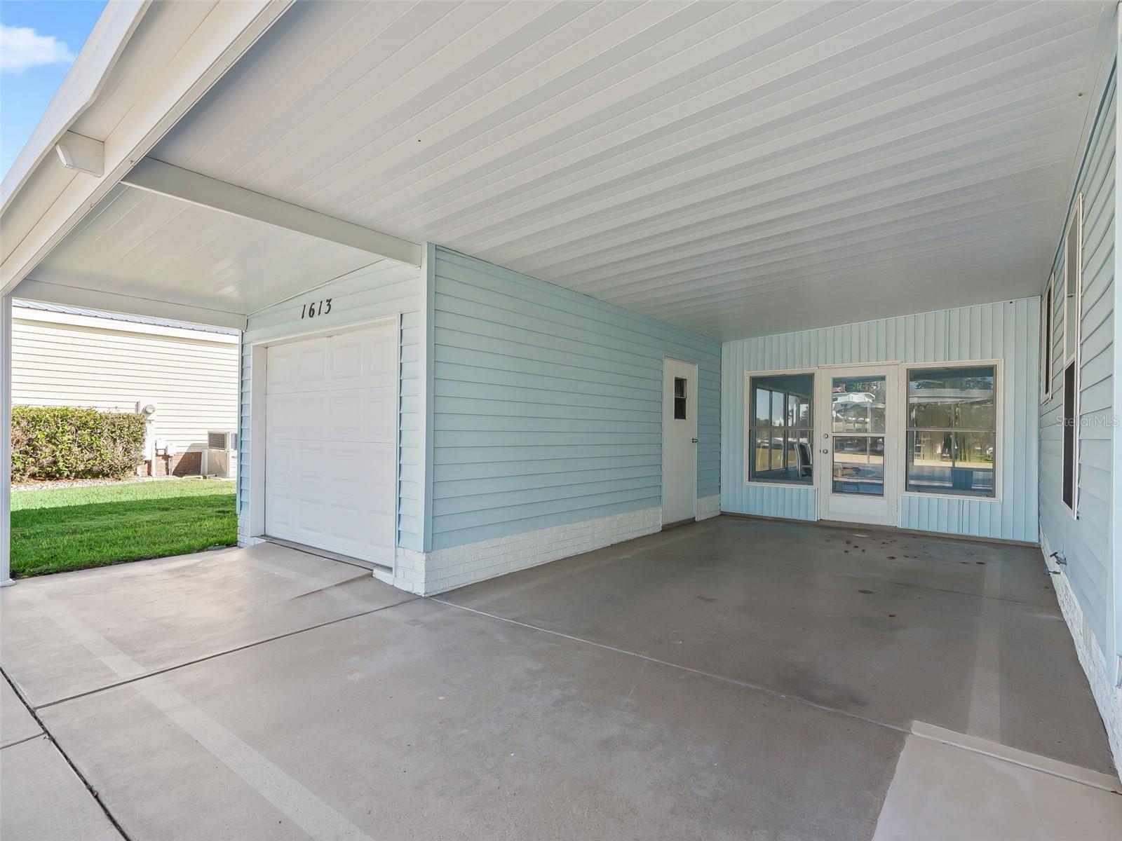 LADY LAKE ORANGE BLOSSOM GARDENS UNIT 10 - Residential