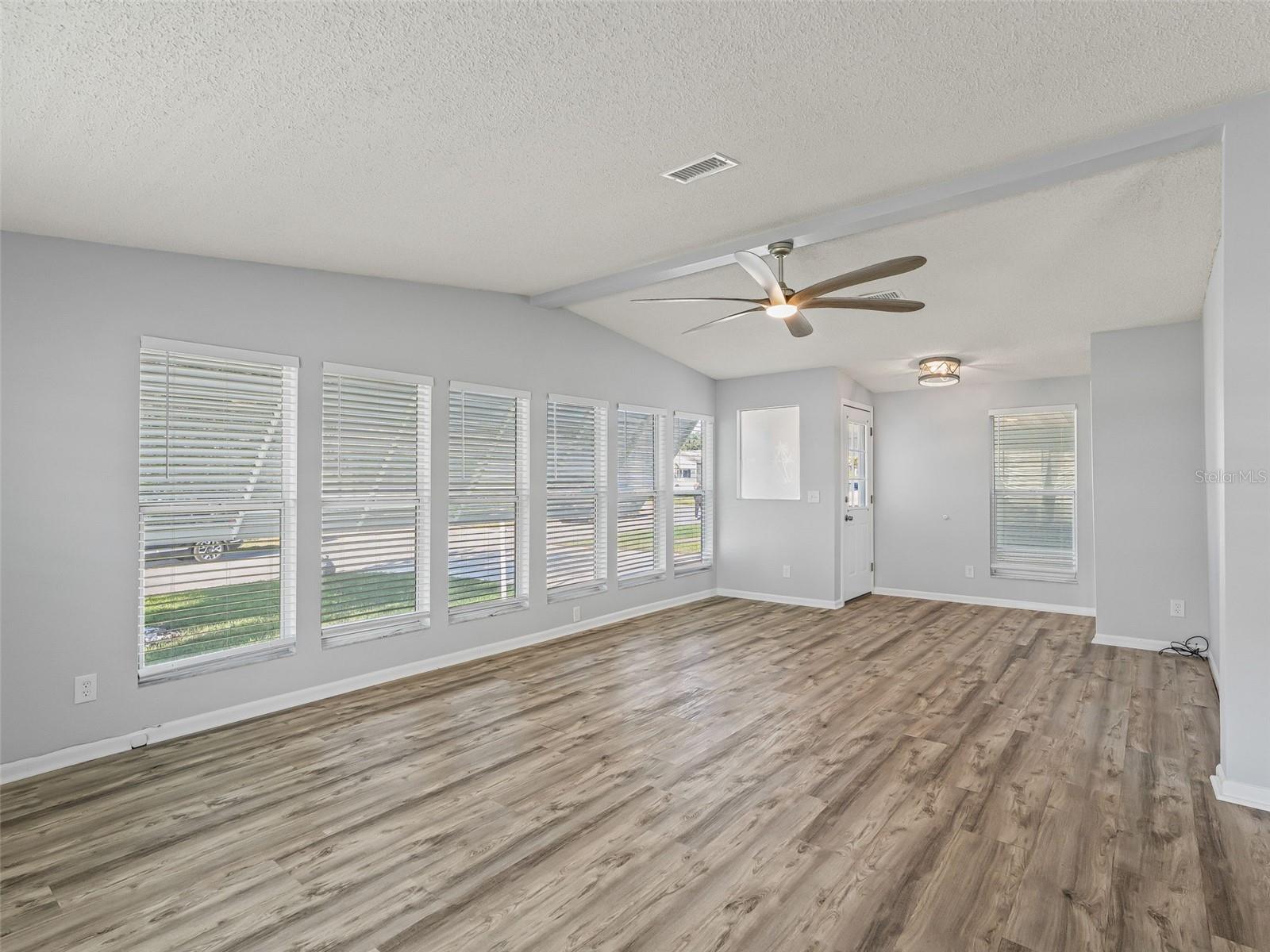 LADY LAKE ORANGE BLOSSOM GARDENS UNIT 10 - Residential