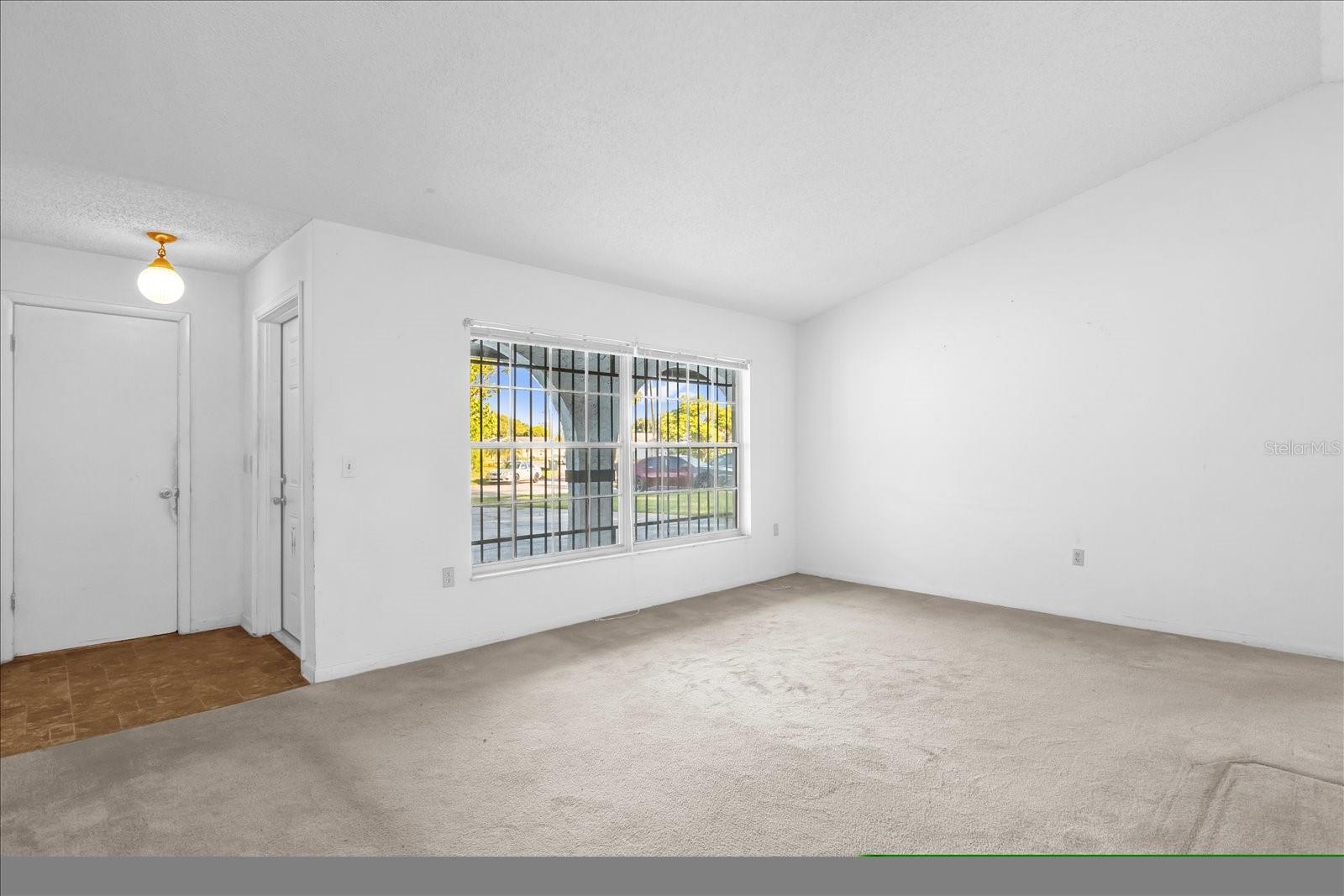 1533 RAVANA DRIVE