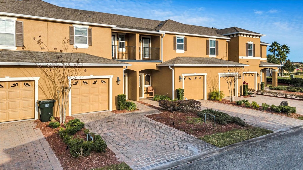 Photo of 106 Carmichael Way, Daytona Beach, FL 32124 (MLS # V4951968)