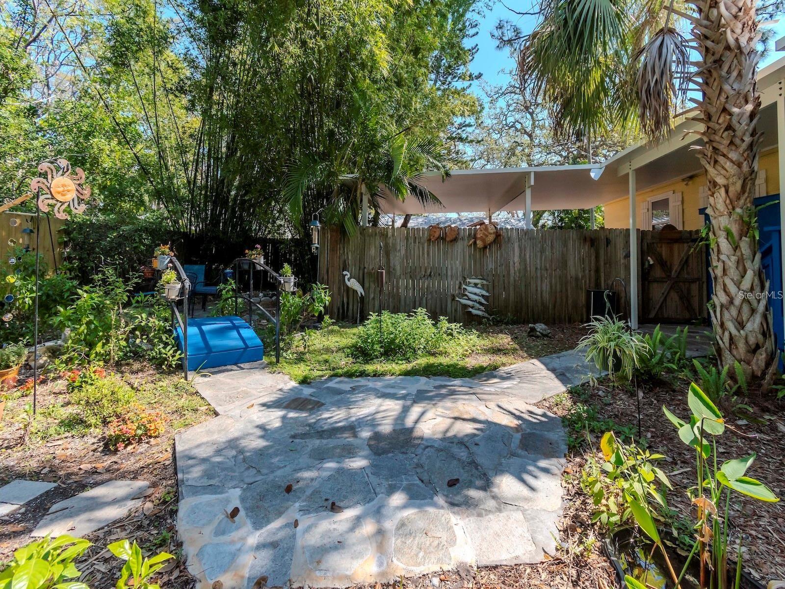 ACREAGE - Residential