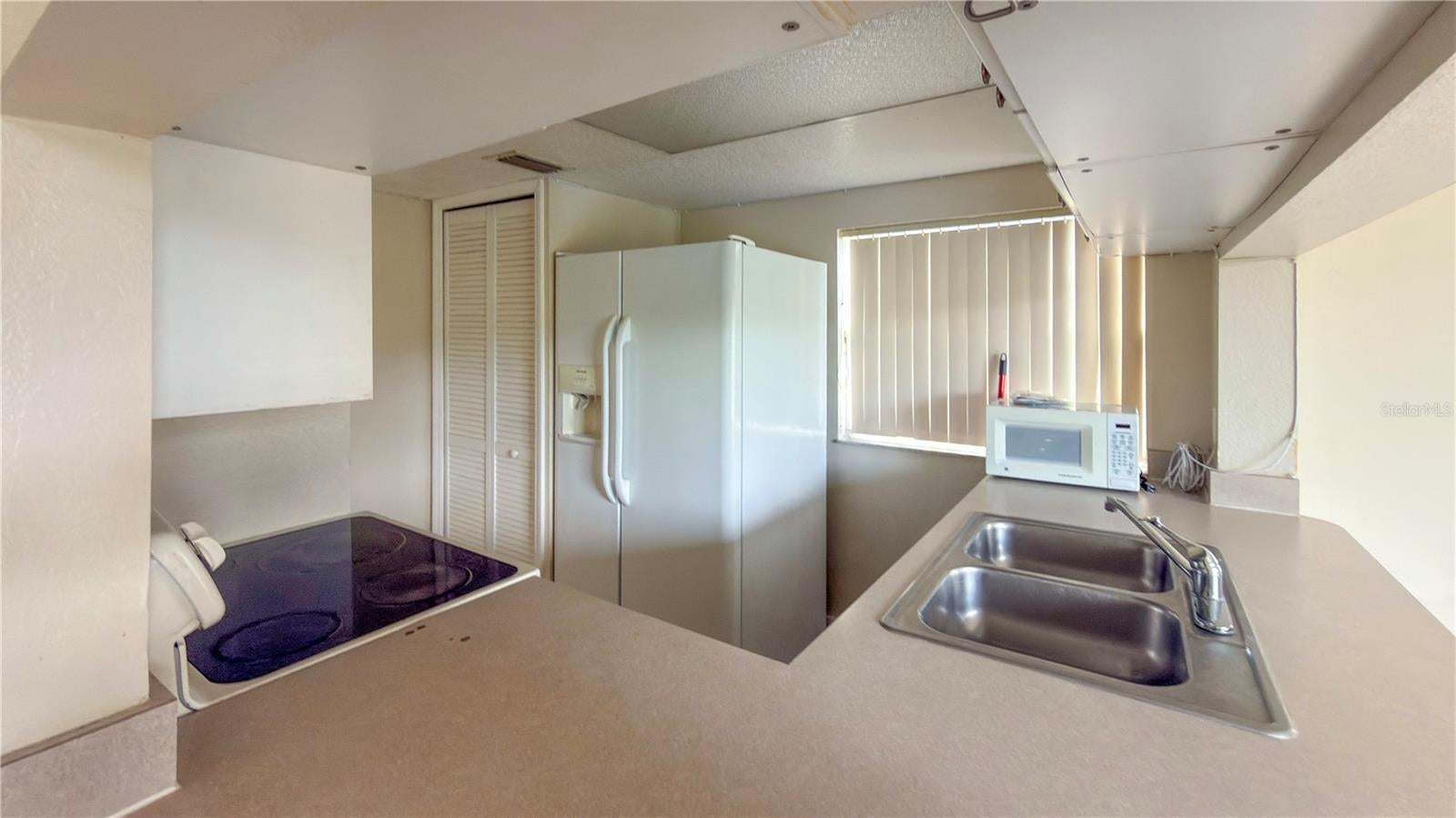 206 ORCHID DRIVE