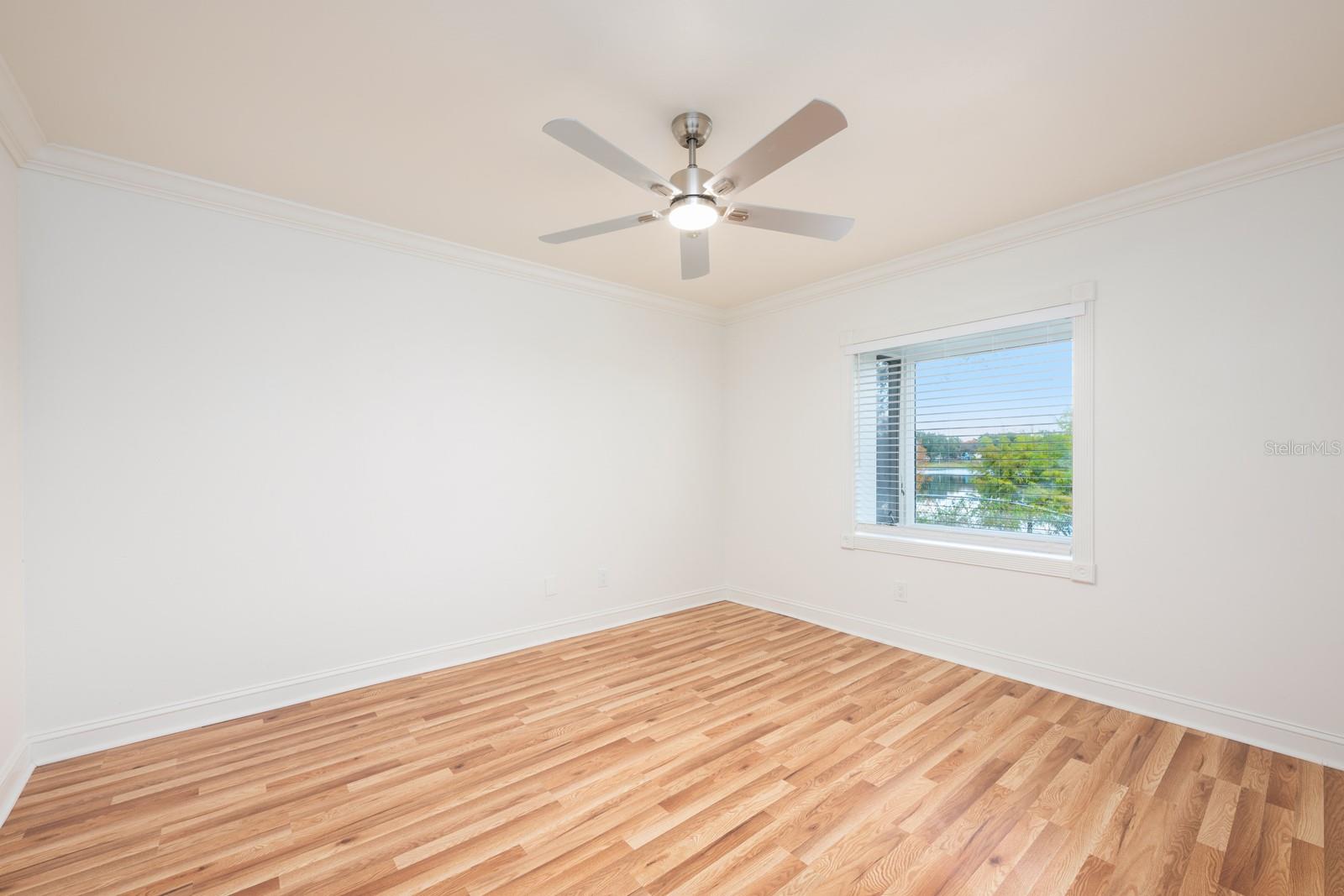 TWIN LAKES MANOR ADD 02 - Residential