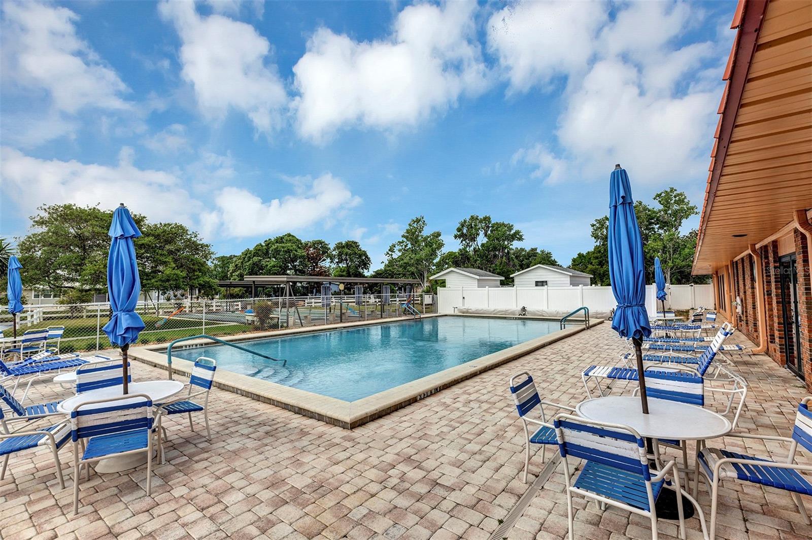 FOX RUN - Residential