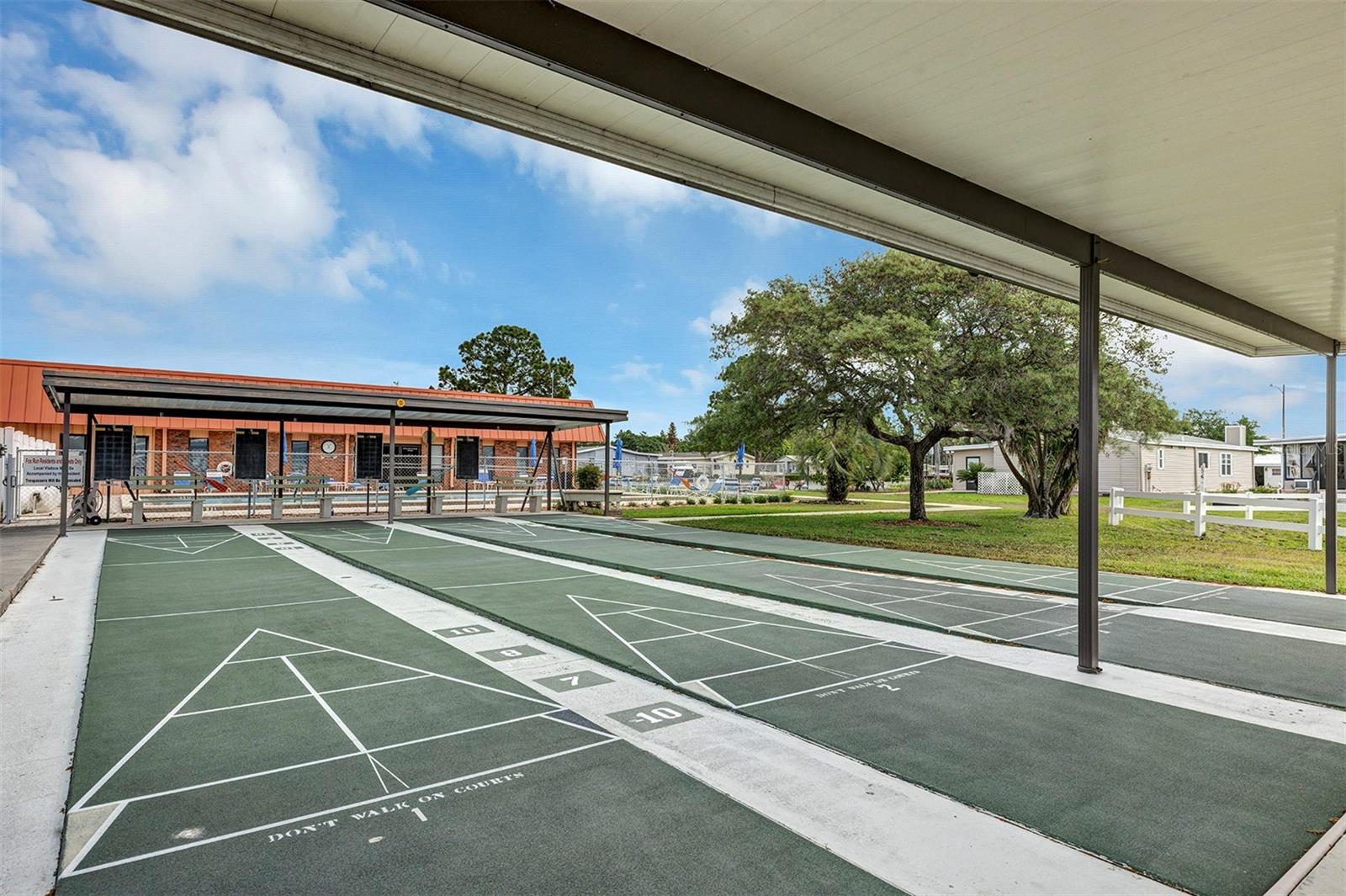 FOX RUN - Residential