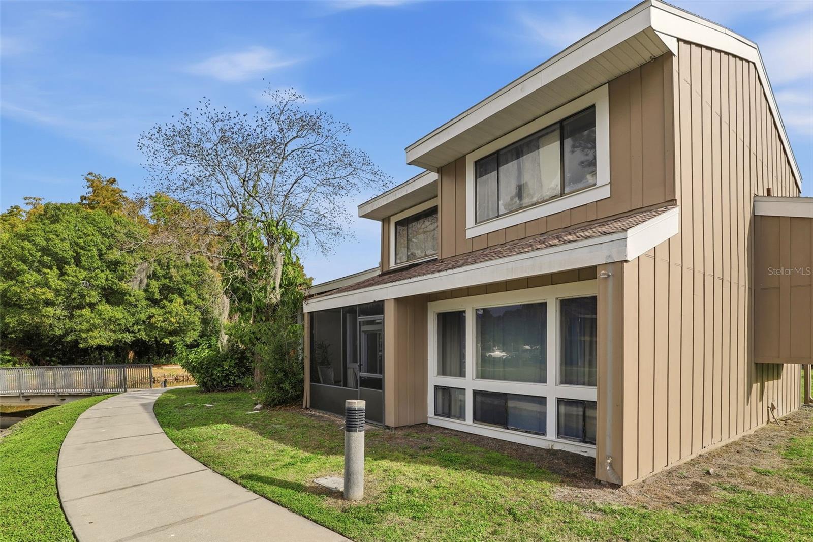 WINDHOVER - Residential