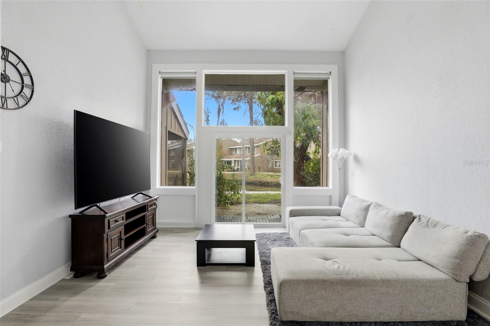 WINDHOVER - Residential