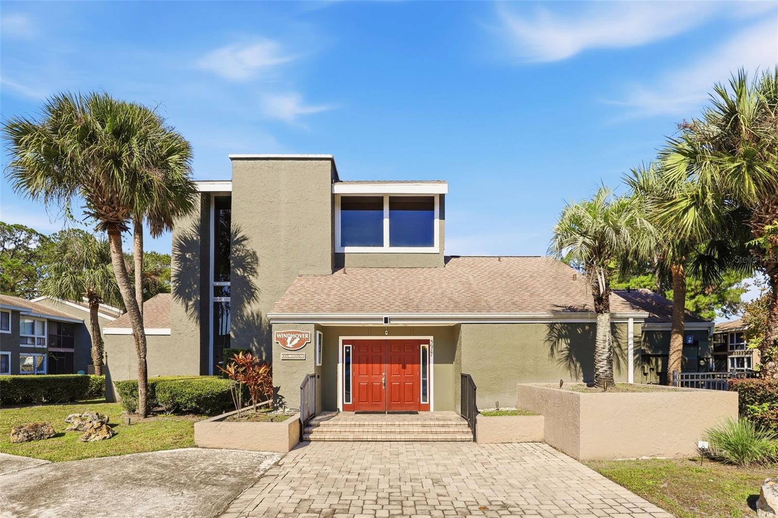 WINDHOVER - Residential