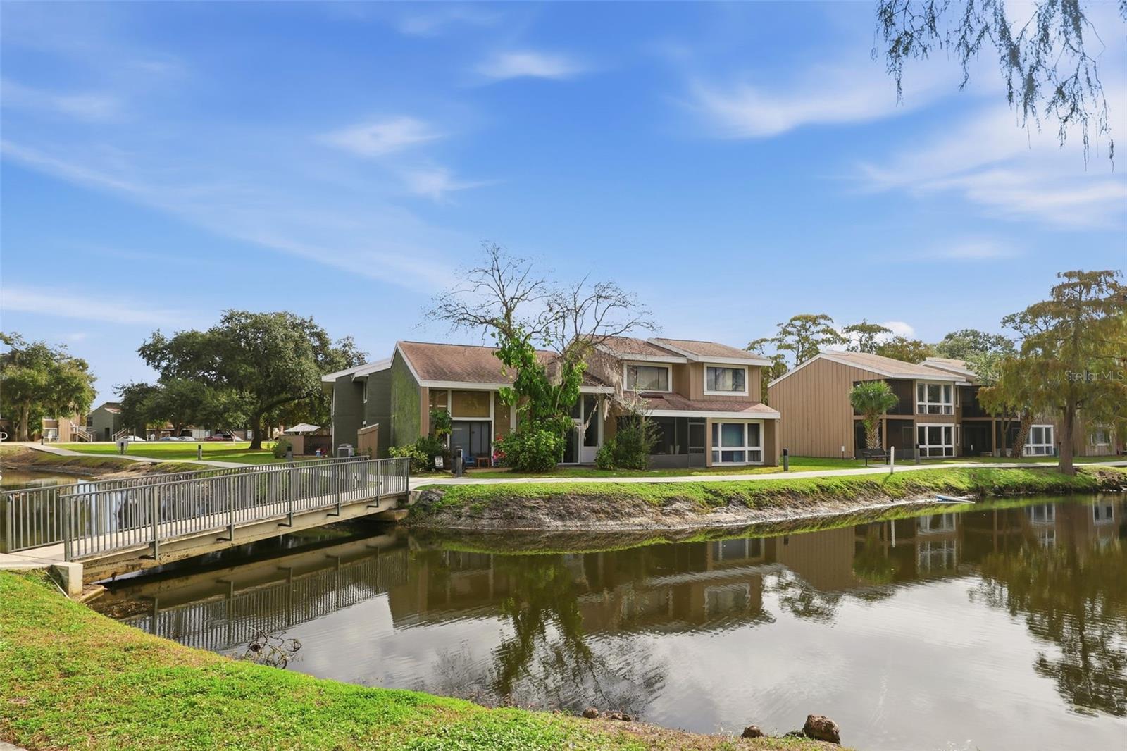 WINDHOVER - Residential