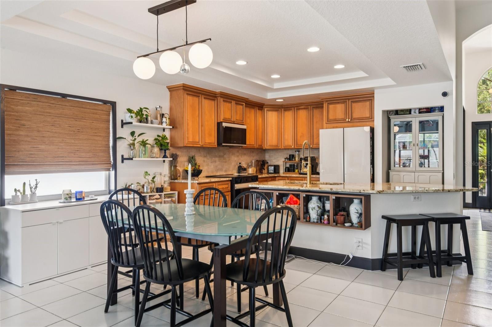 NORTH LAKE OF TARPON SPGS - PH 1 - Residential Lease