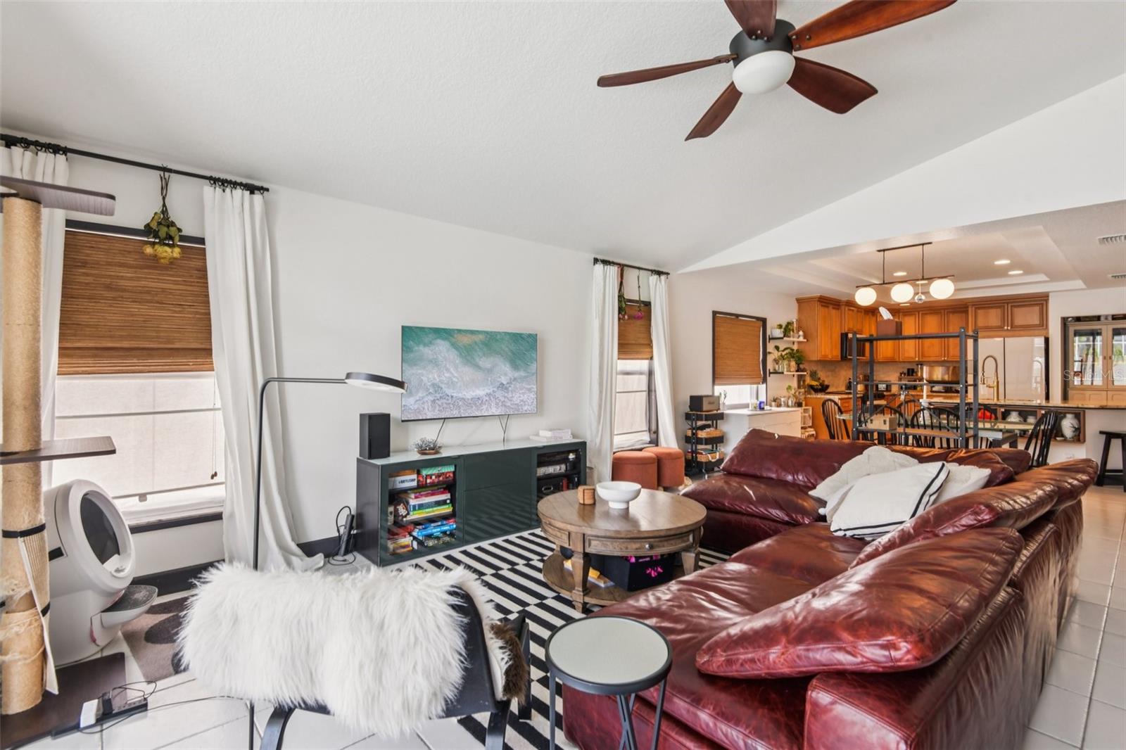 NORTH LAKE OF TARPON SPGS - PH 1 - Residential Lease