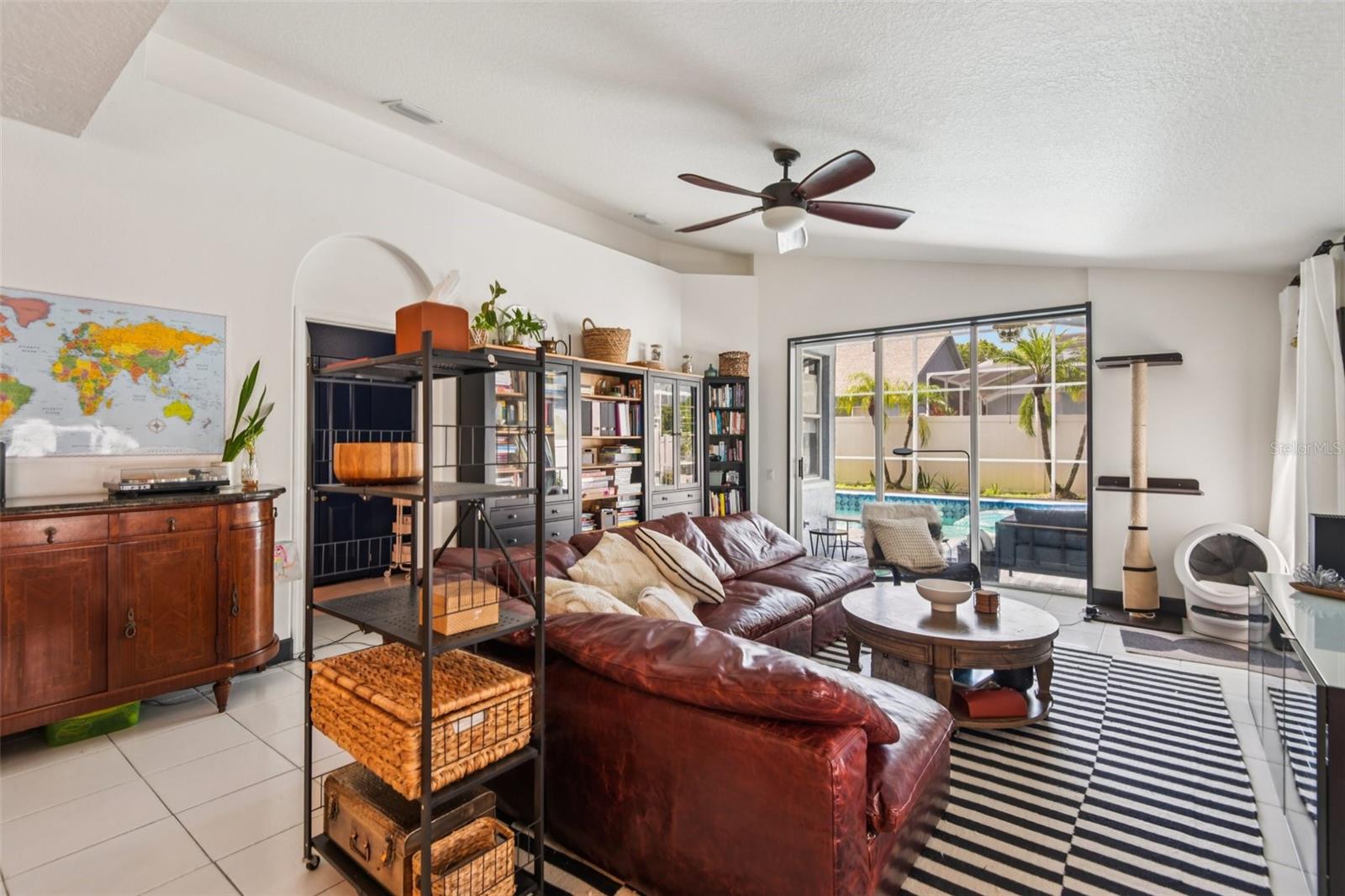 NORTH LAKE OF TARPON SPGS - PH 1 - Residential Lease