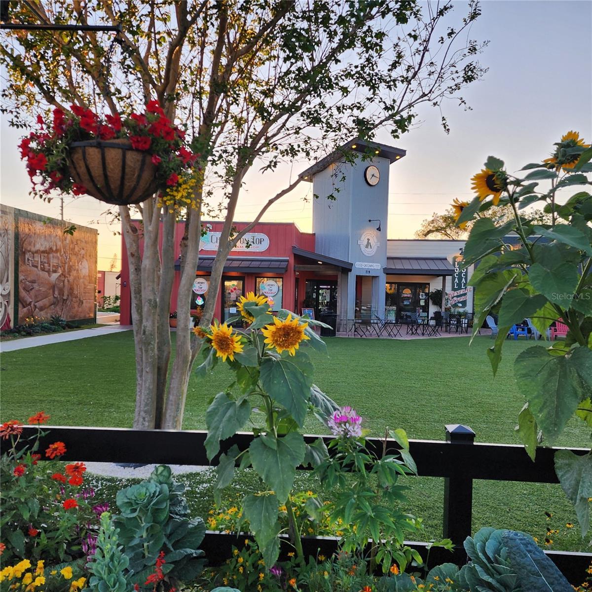 MEADOWLAKE SUB - Residential