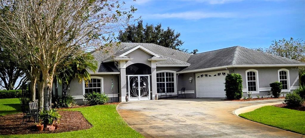 Photo of 16 Meadowlake Circle S, Lake Placid, FL 33852 (MLS # W7881996)