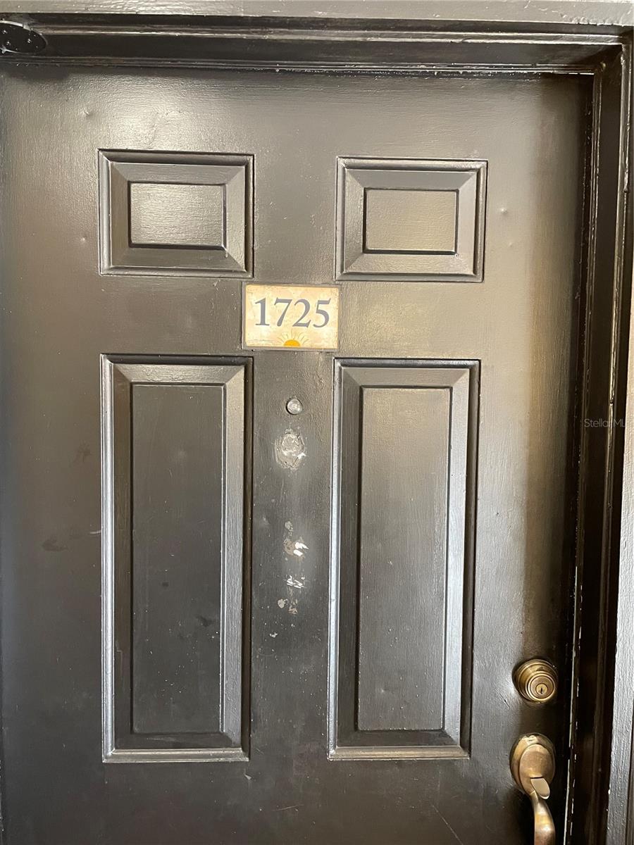 4512 COMMANDER DRIVE 1725