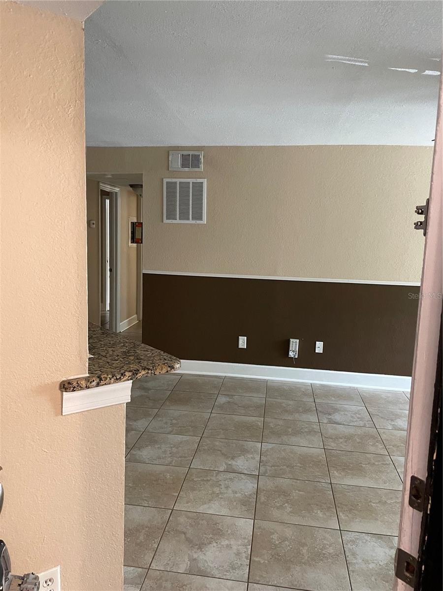 4512 COMMANDER DRIVE 1725
