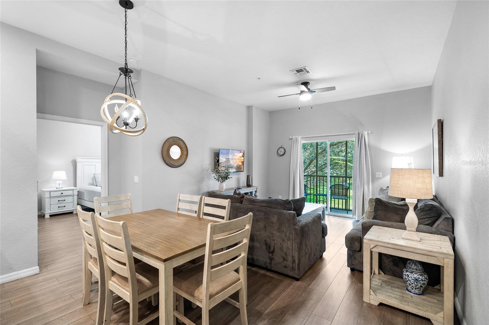 BAHAMA BAY - Residential