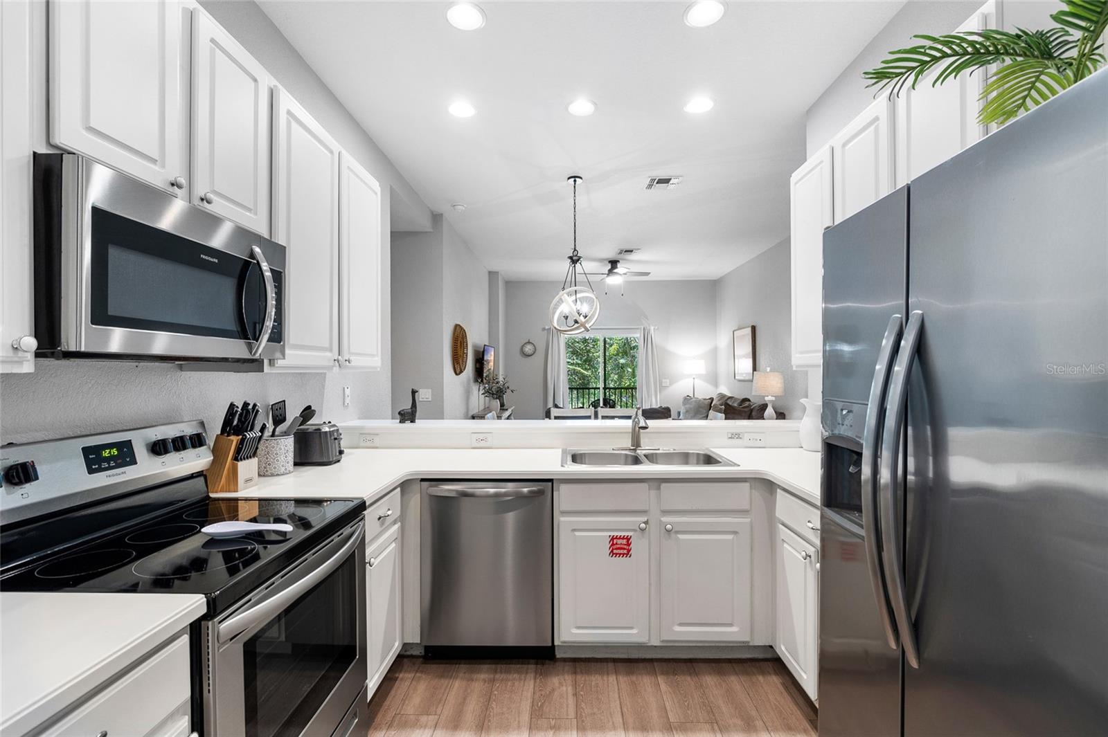 BAHAMA BAY - Residential