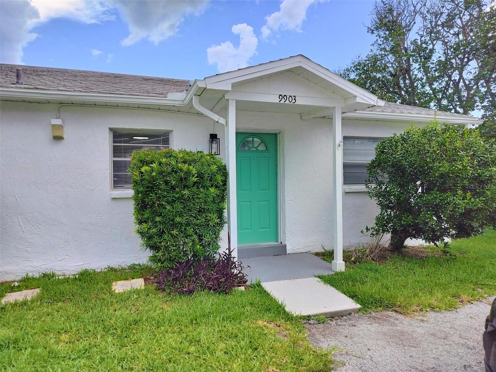 ****ONE MONTH FREE RENT****
Beautiful, recently renovated 2-bedroom, 1-bathroom home.
The kitchen features white shaker-style cabinets, granite countertops, stainless steel appliances, and a window for natural lighting. The living room and dining room are combined, and the living room includes sliders that open to a screened-in patio with a great view of the water.
The property also offers a mostly fenced-in backyard. Both bedrooms are spacious and have tile flooring throughout the home. The bathroom has been stylishly renovated with shaker-style cabinets, black accents, new tile walls in the tub/shower, and a window.
There is front door parking available, along with plenty of street parking. We are pet-friendly, and yard work will be maintained for your convenience.
Please call if you have any questions or to schedule a viewing.