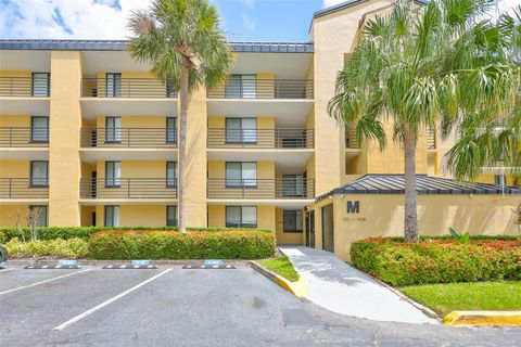 Photo of 2424 W Tampa Bay Boulevard #M301, Tampa, FL 33607 (MLS # TB8418715)