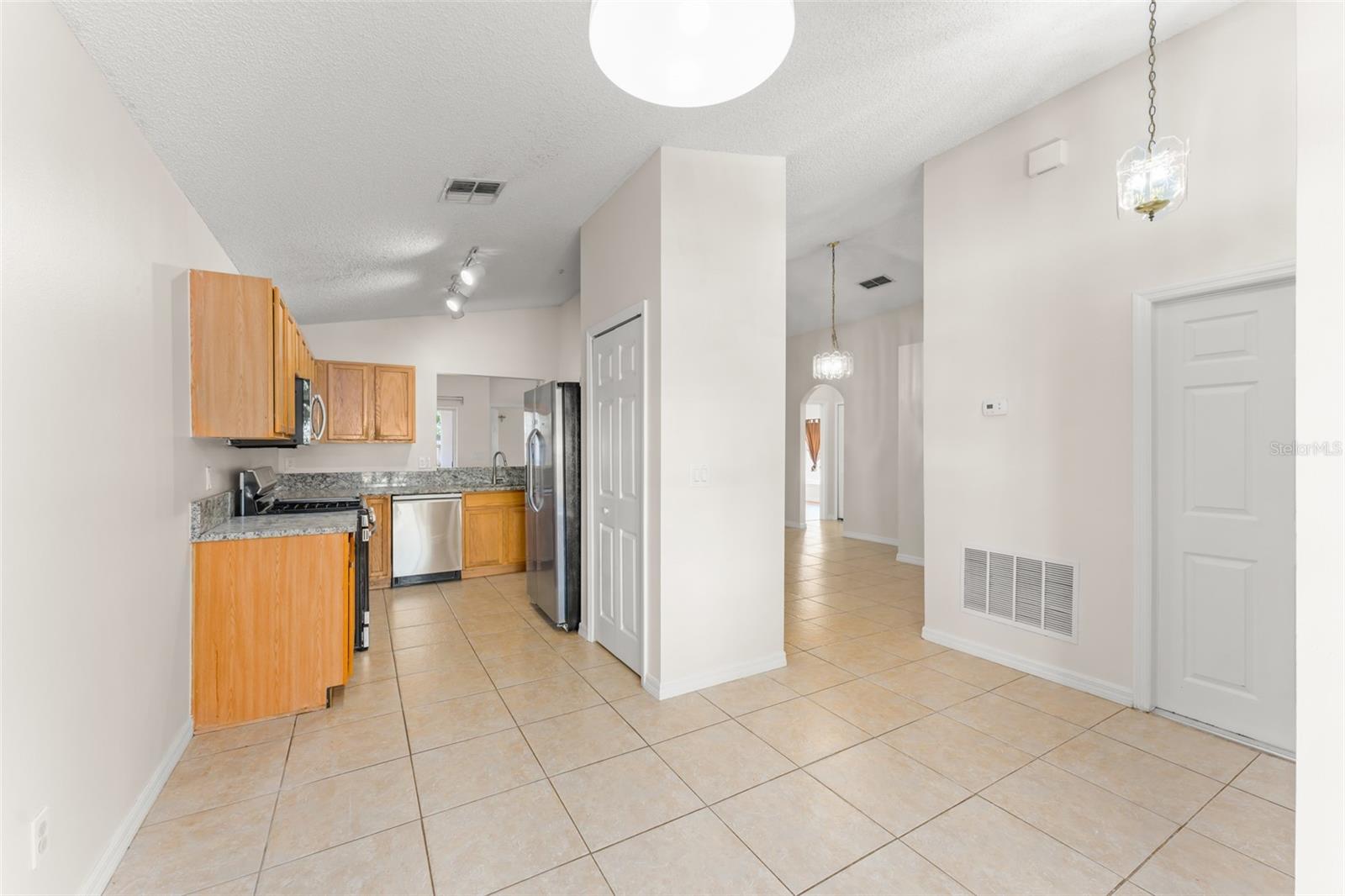 STONEGATE - Residential