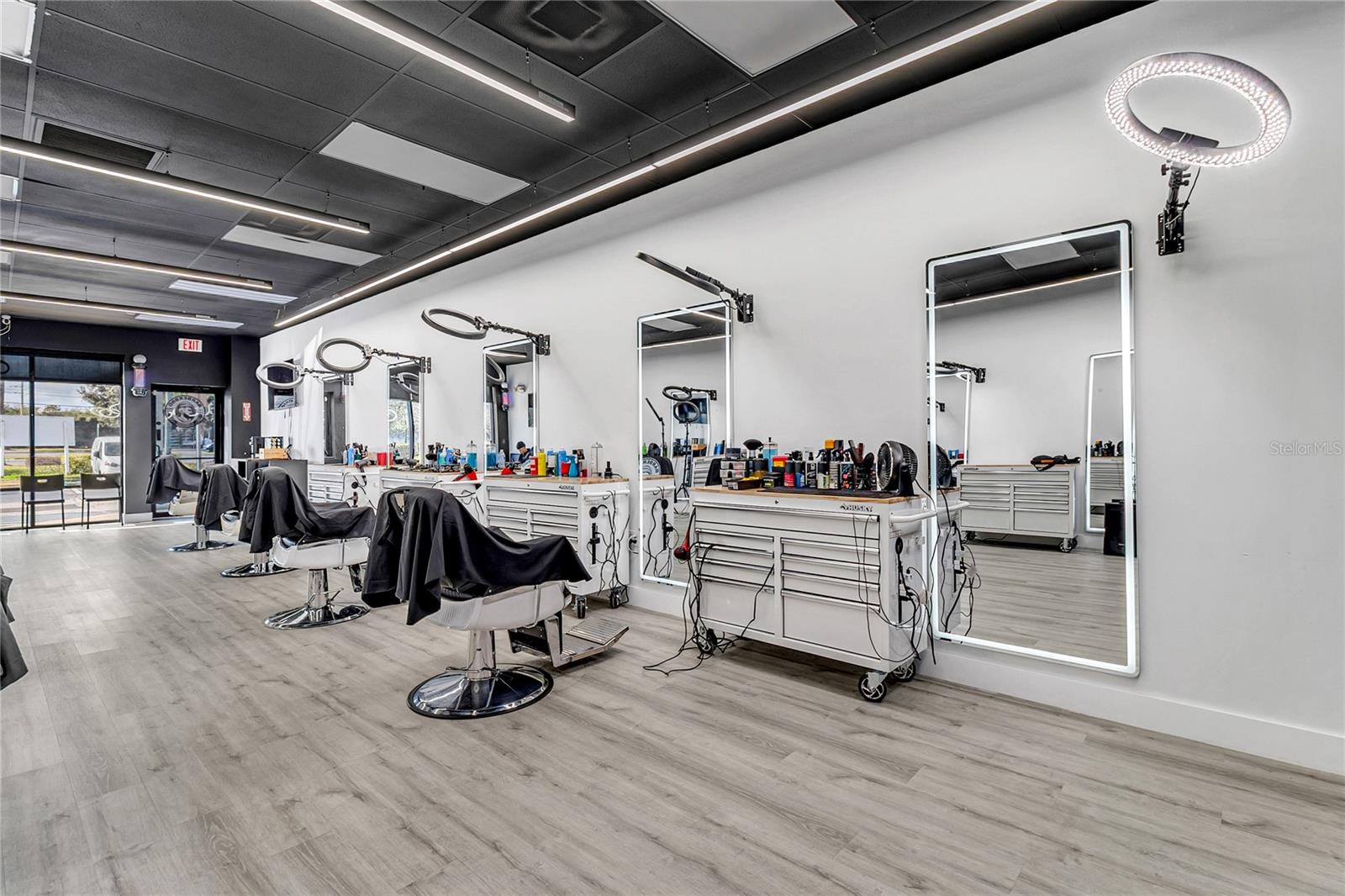 4473 W VINE STREET W