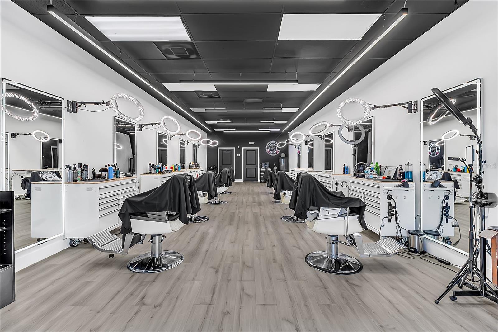 4473 W VINE STREET W