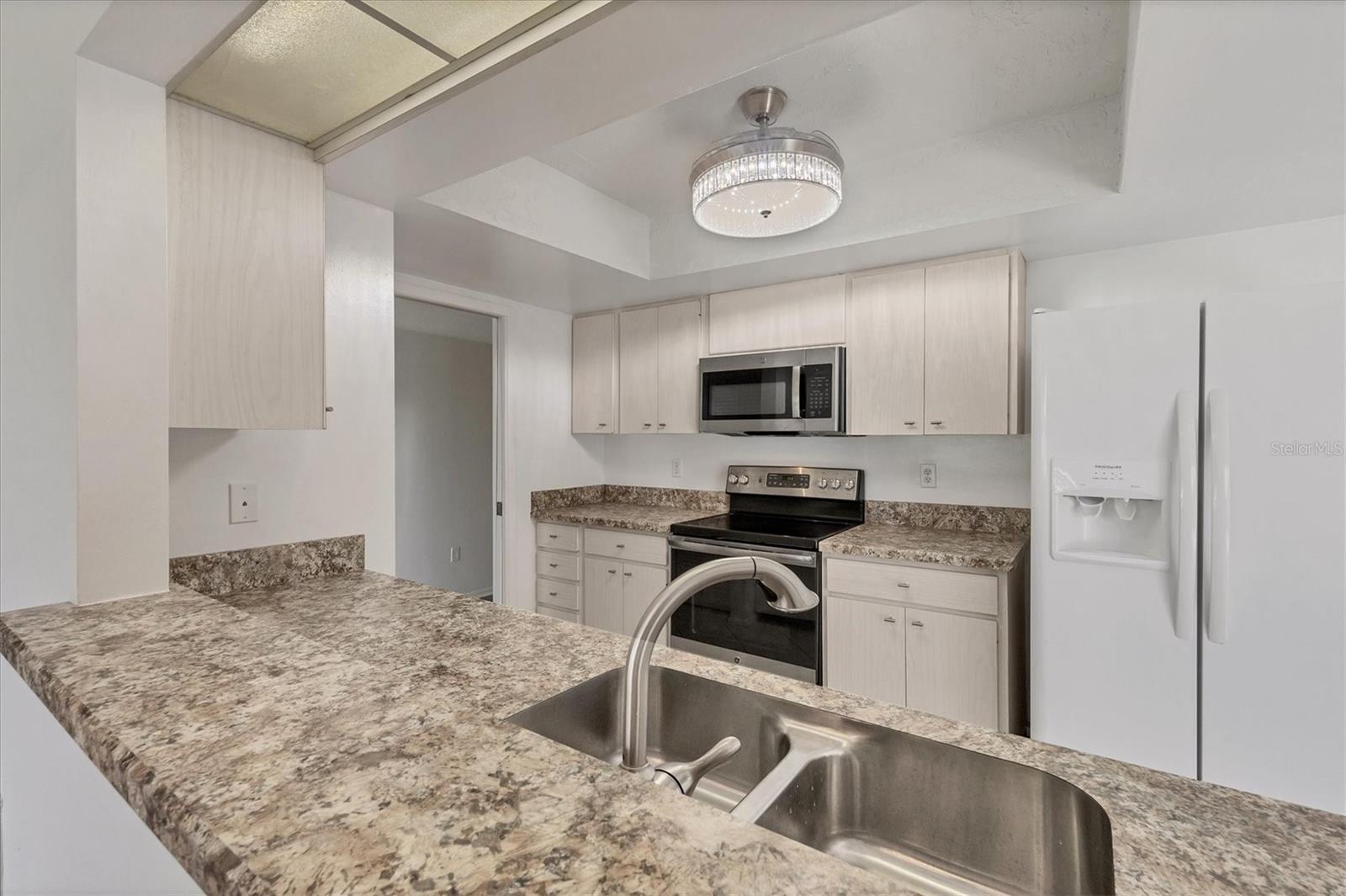 VILLAGE GREEN OF BRADENTON SEC 7 - Residential