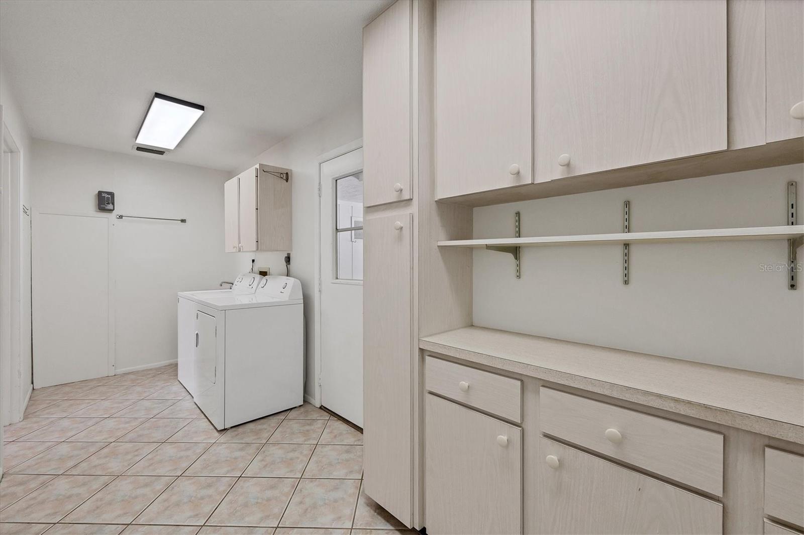 VILLAGE GREEN OF BRADENTON SEC 7 - Residential