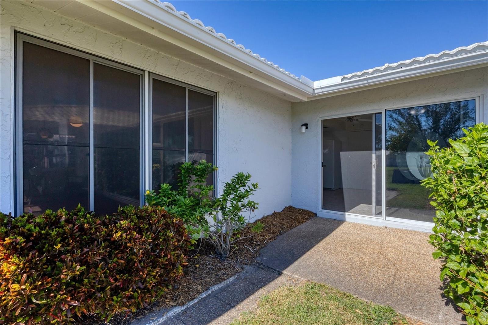 VILLAGE GREEN OF BRADENTON SEC 7 - Residential