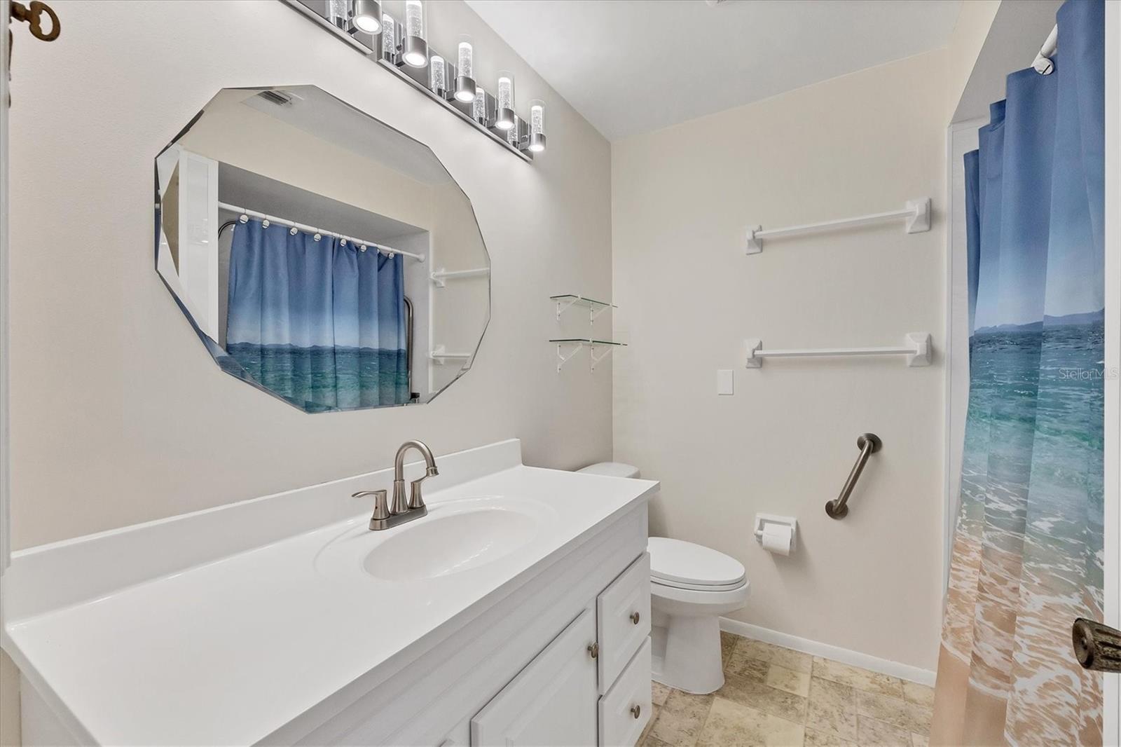 VILLAGE GREEN OF BRADENTON SEC 7 - Residential