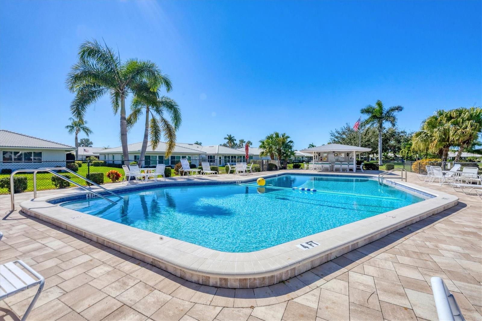 VILLAGE GREEN OF BRADENTON SEC 7 - Residential