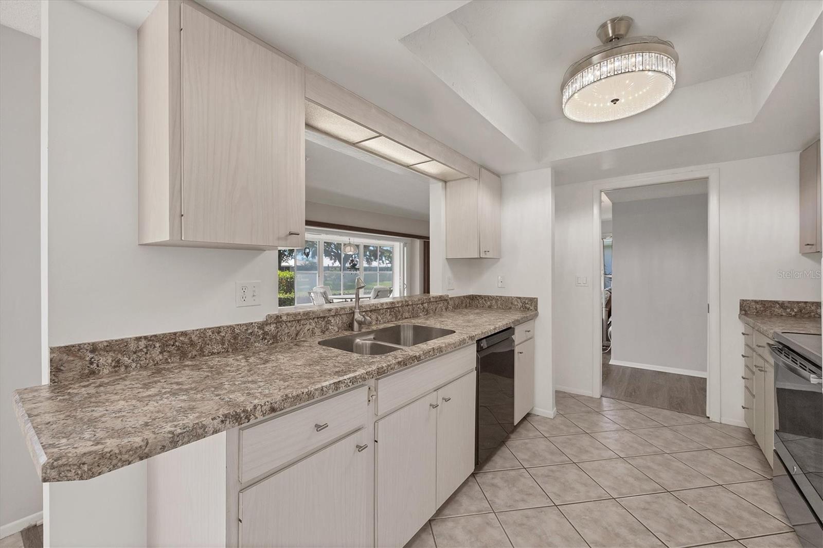 VILLAGE GREEN OF BRADENTON SEC 7 - Residential