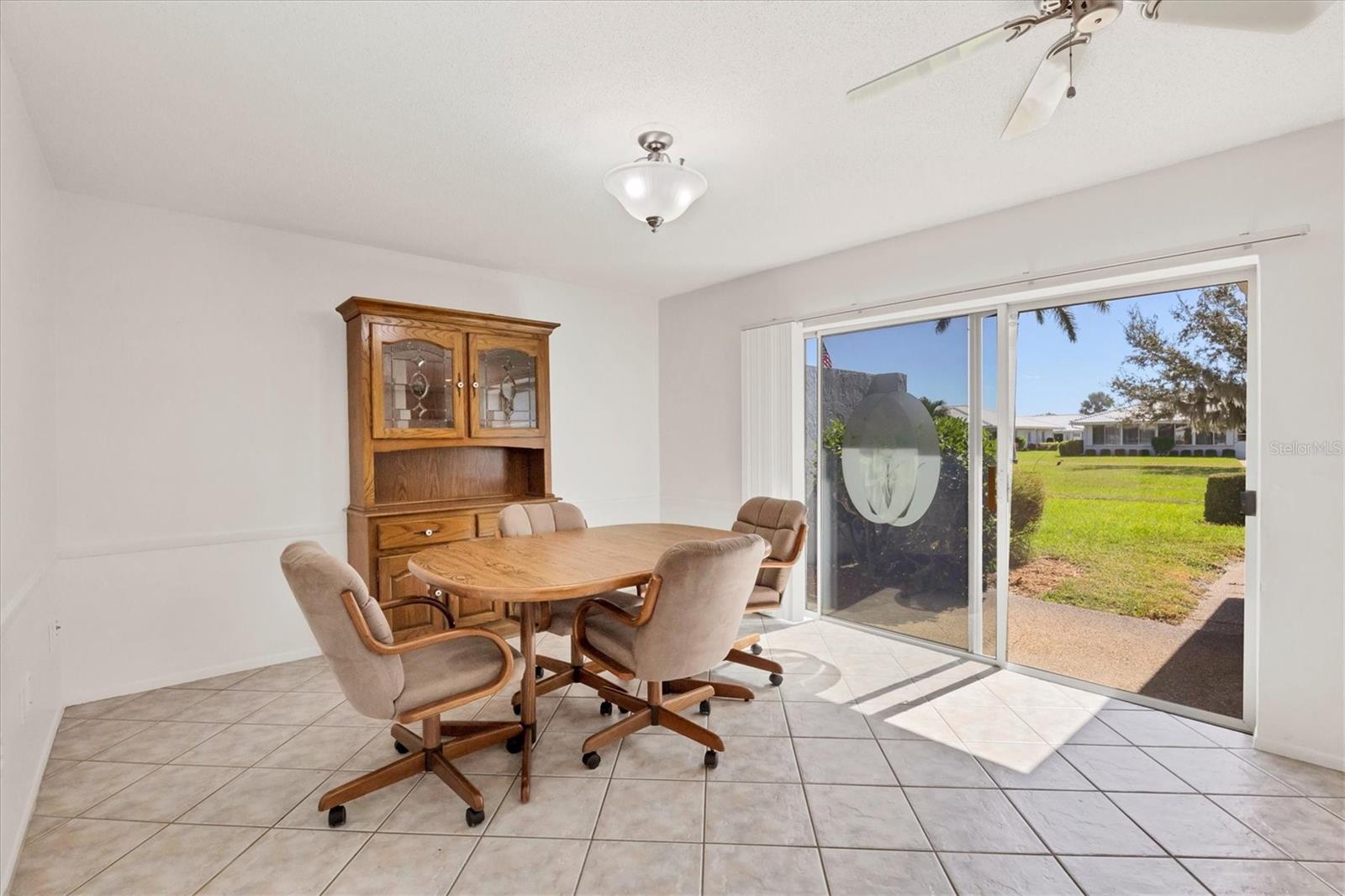 VILLAGE GREEN OF BRADENTON SEC 7 - Residential