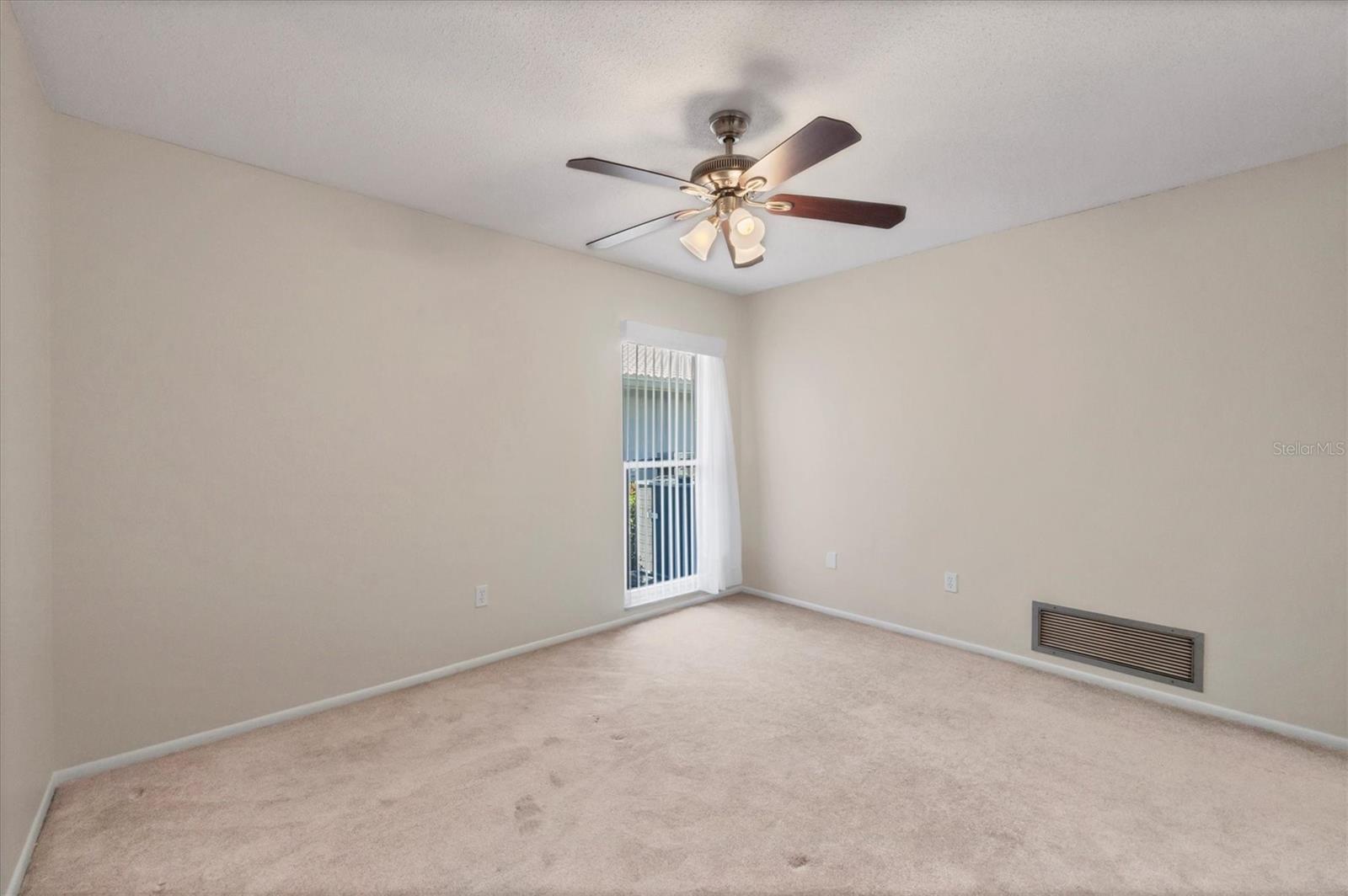 VILLAGE GREEN OF BRADENTON SEC 7 - Residential