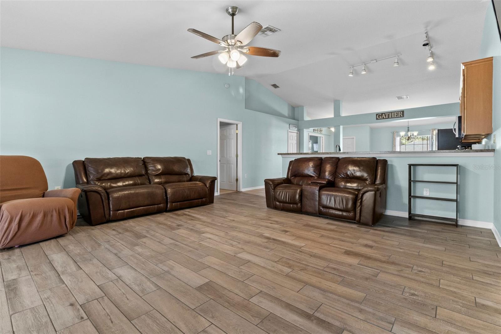 SPRING HILL UNIT 21 - Residential