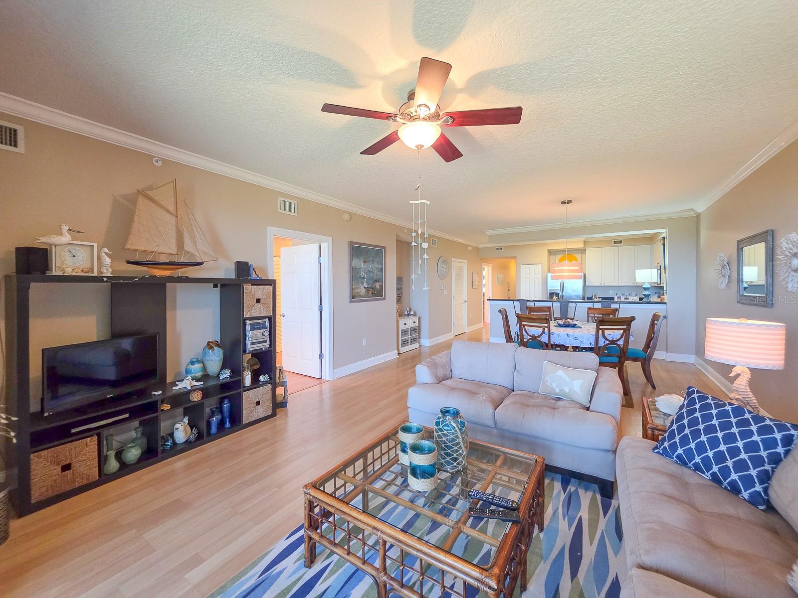 SURF CLUB CONDO 03 - Residential