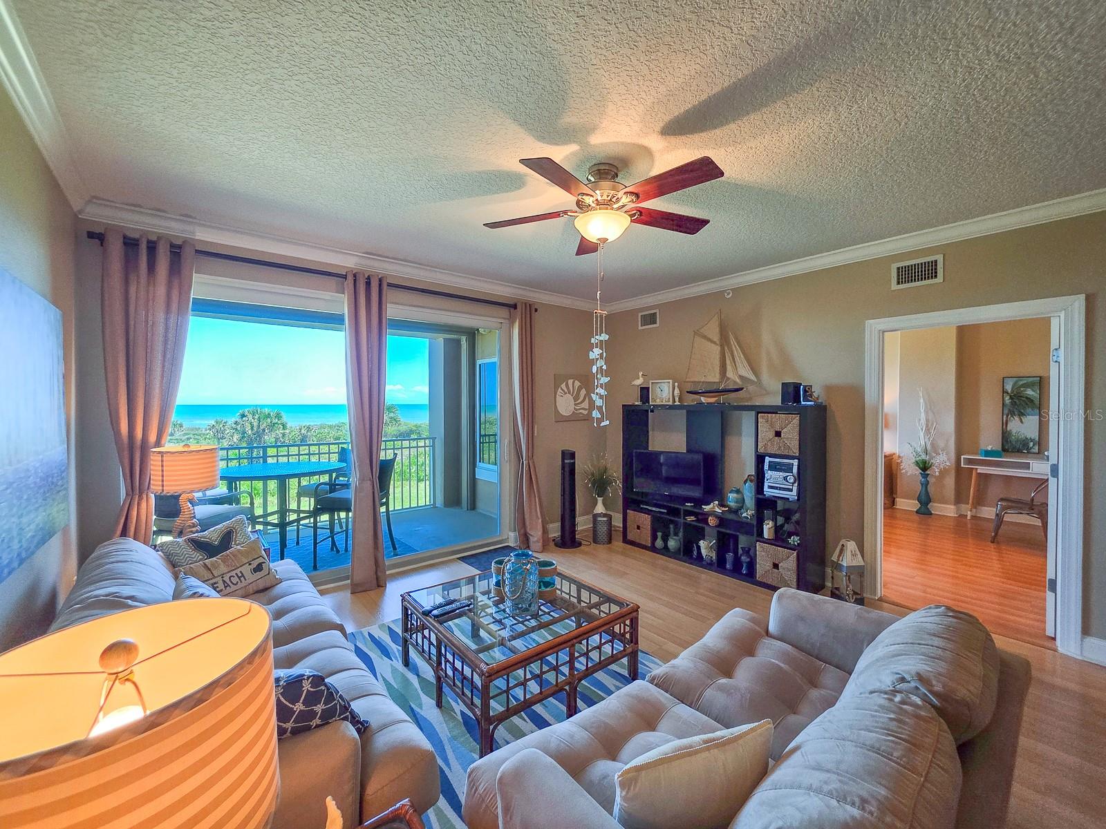 SURF CLUB CONDO 03 - Residential