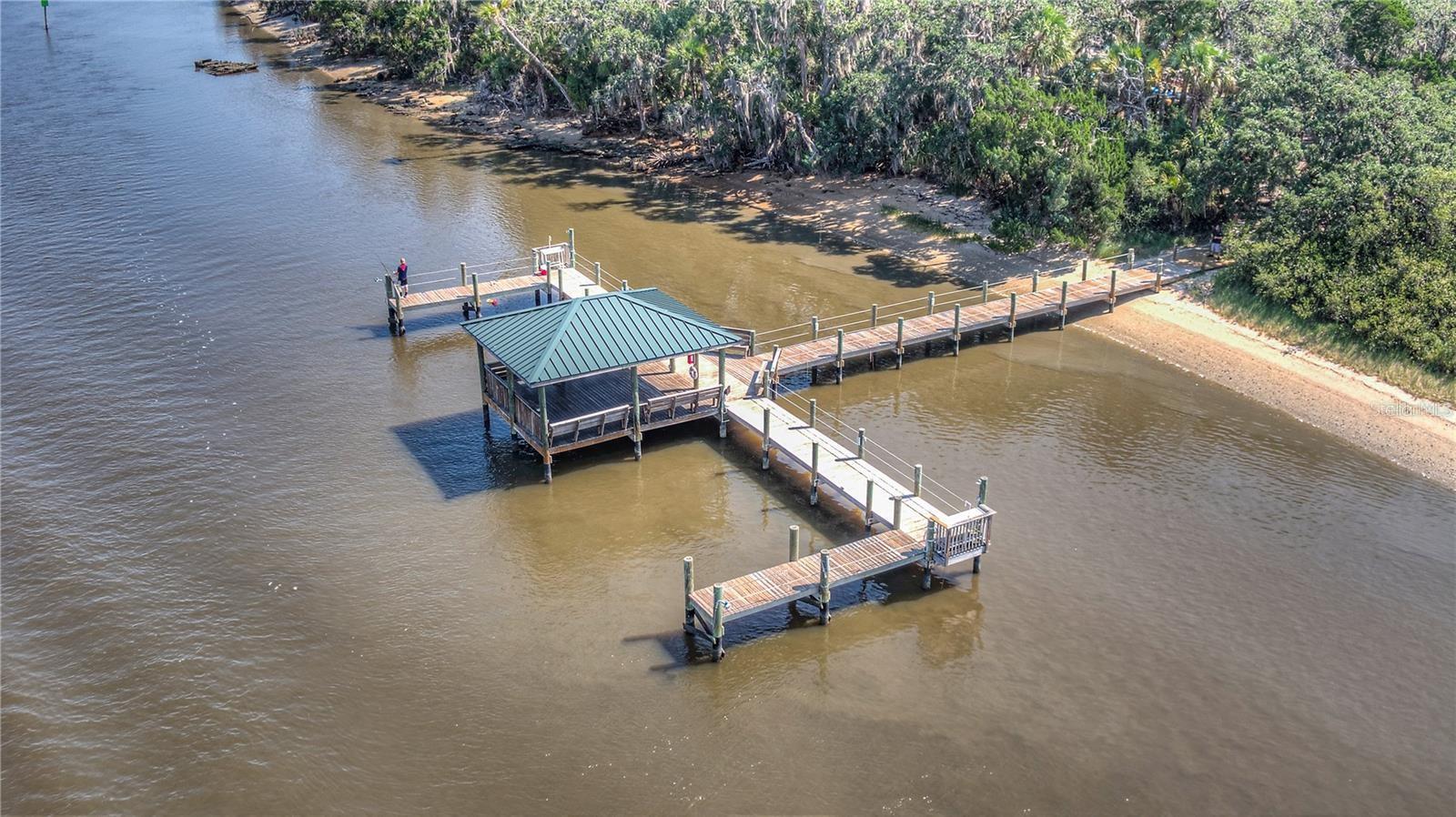 SURF CLUB CONDO 03 - Residential