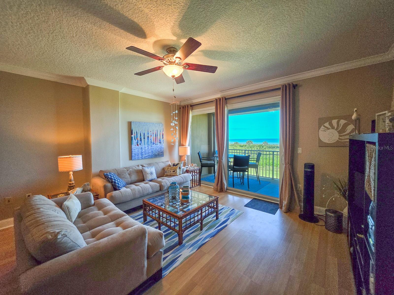 SURF CLUB CONDO 03 - Residential