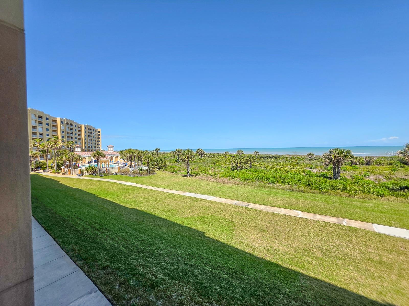 SURF CLUB CONDO 03 - Residential