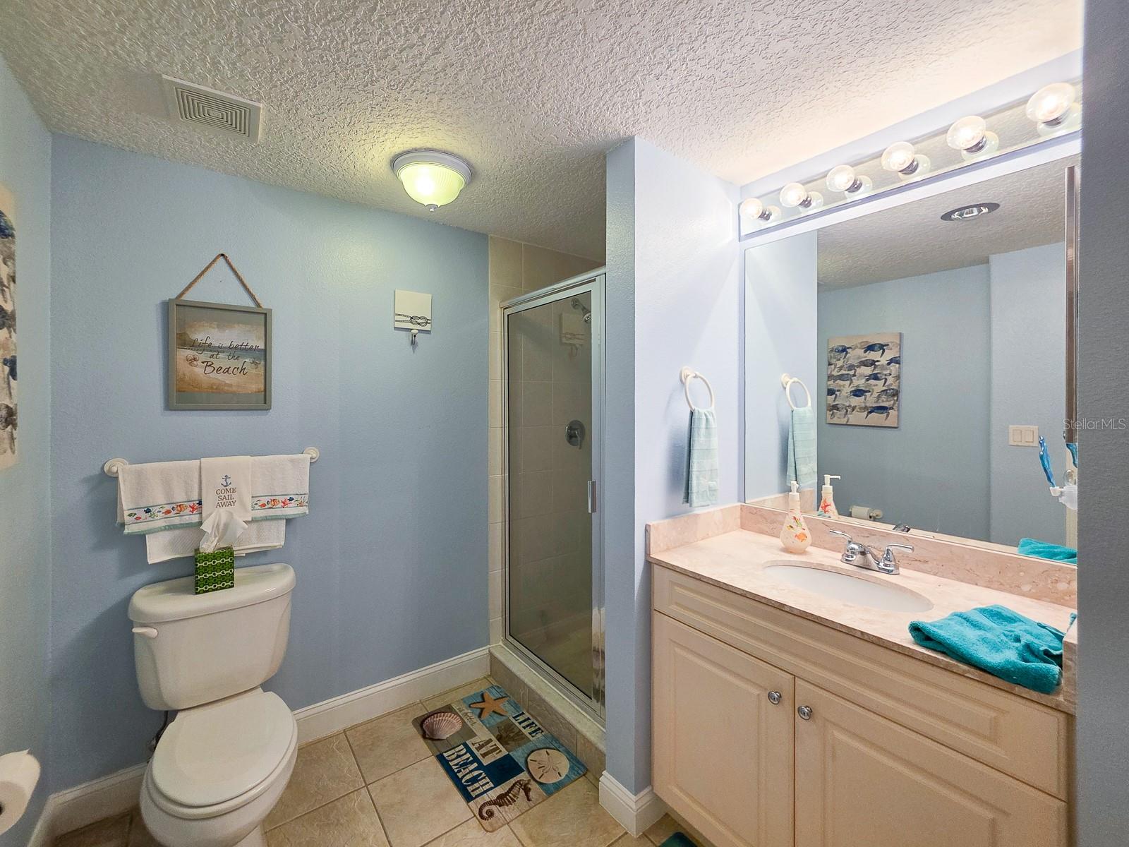 SURF CLUB CONDO 03 - Residential