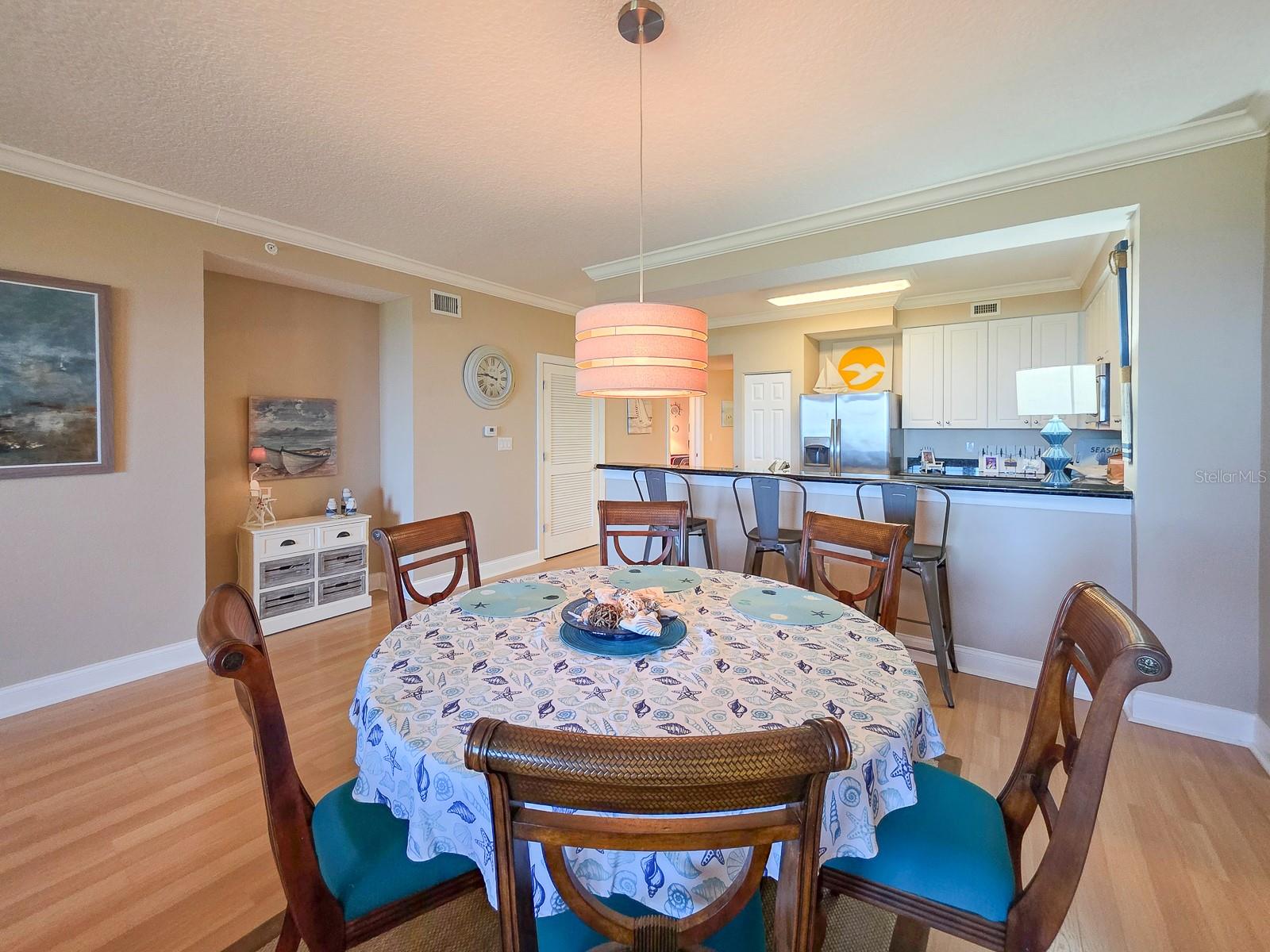 SURF CLUB CONDO 03 - Residential