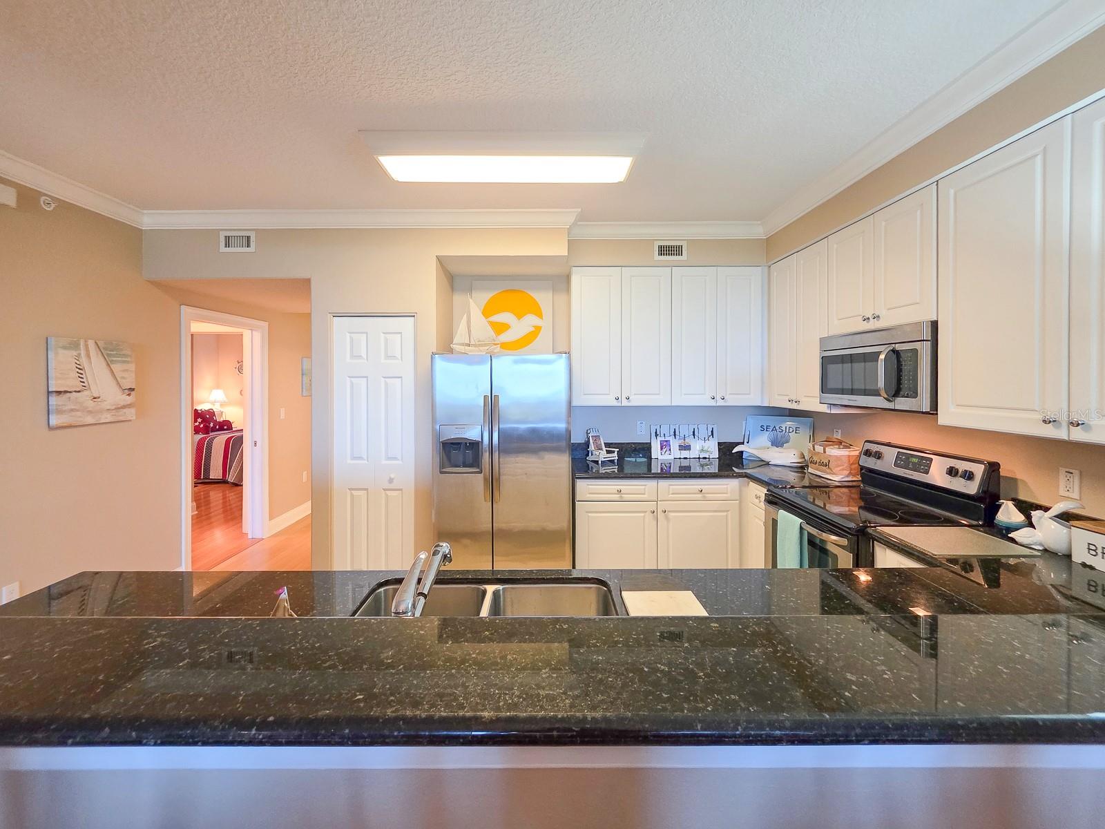 SURF CLUB CONDO 03 - Residential