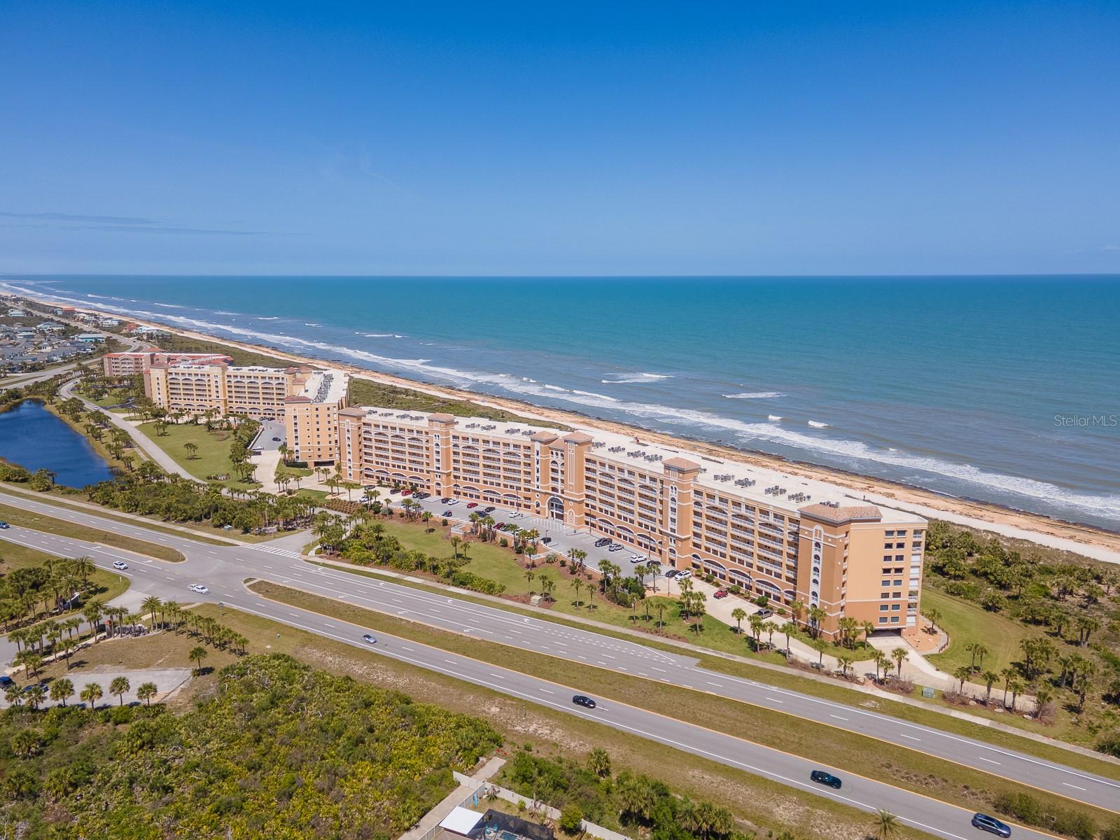 SURF CLUB CONDO 03 - Residential