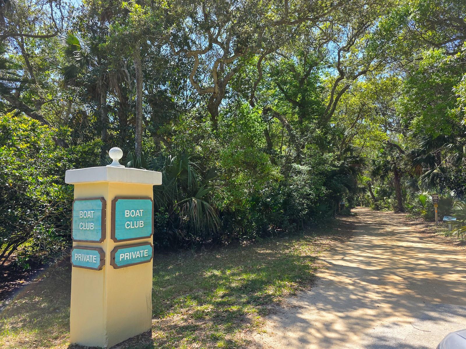 SURF CLUB CONDO 03 - Residential