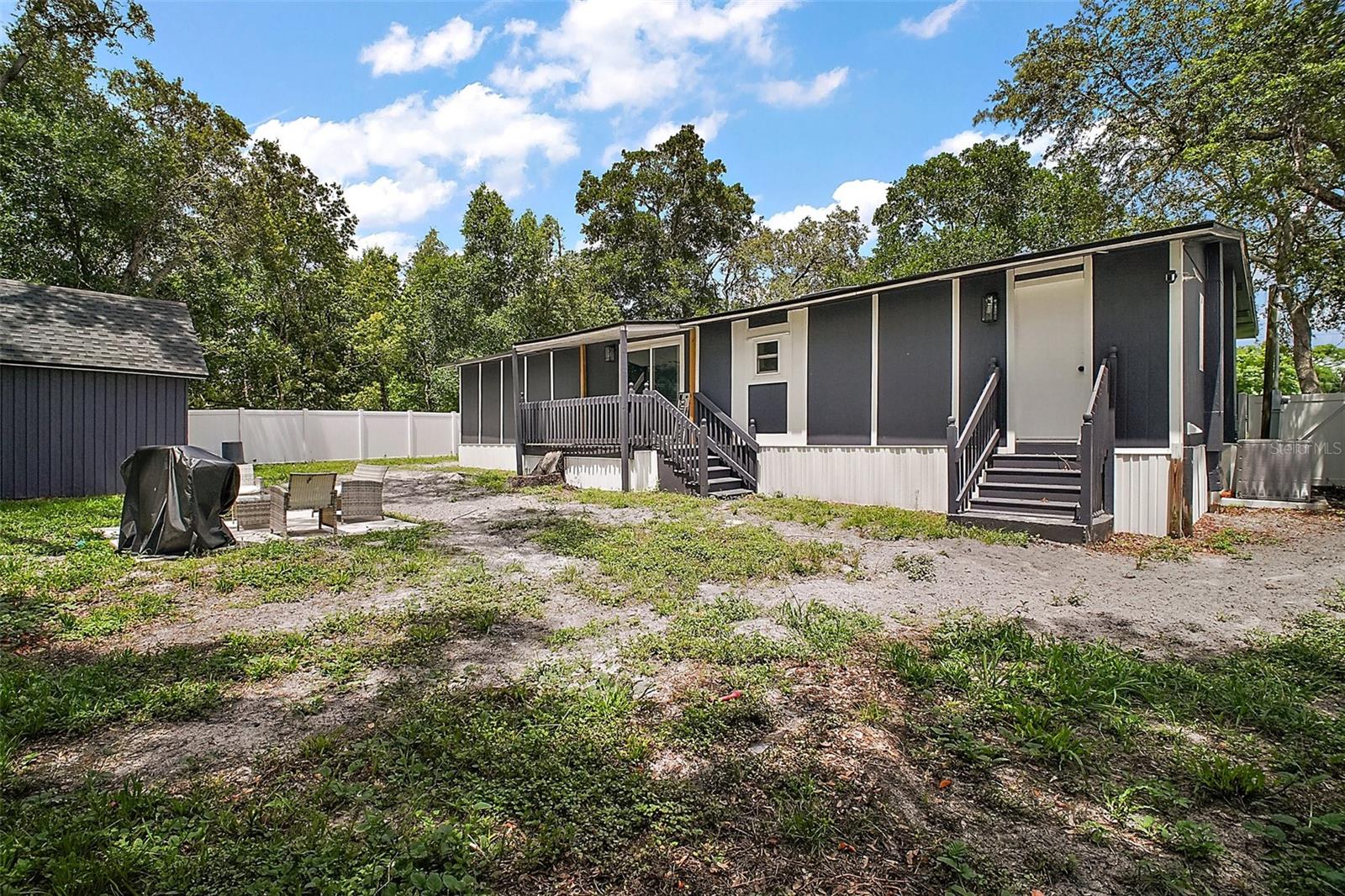 1471 EASTON WAY