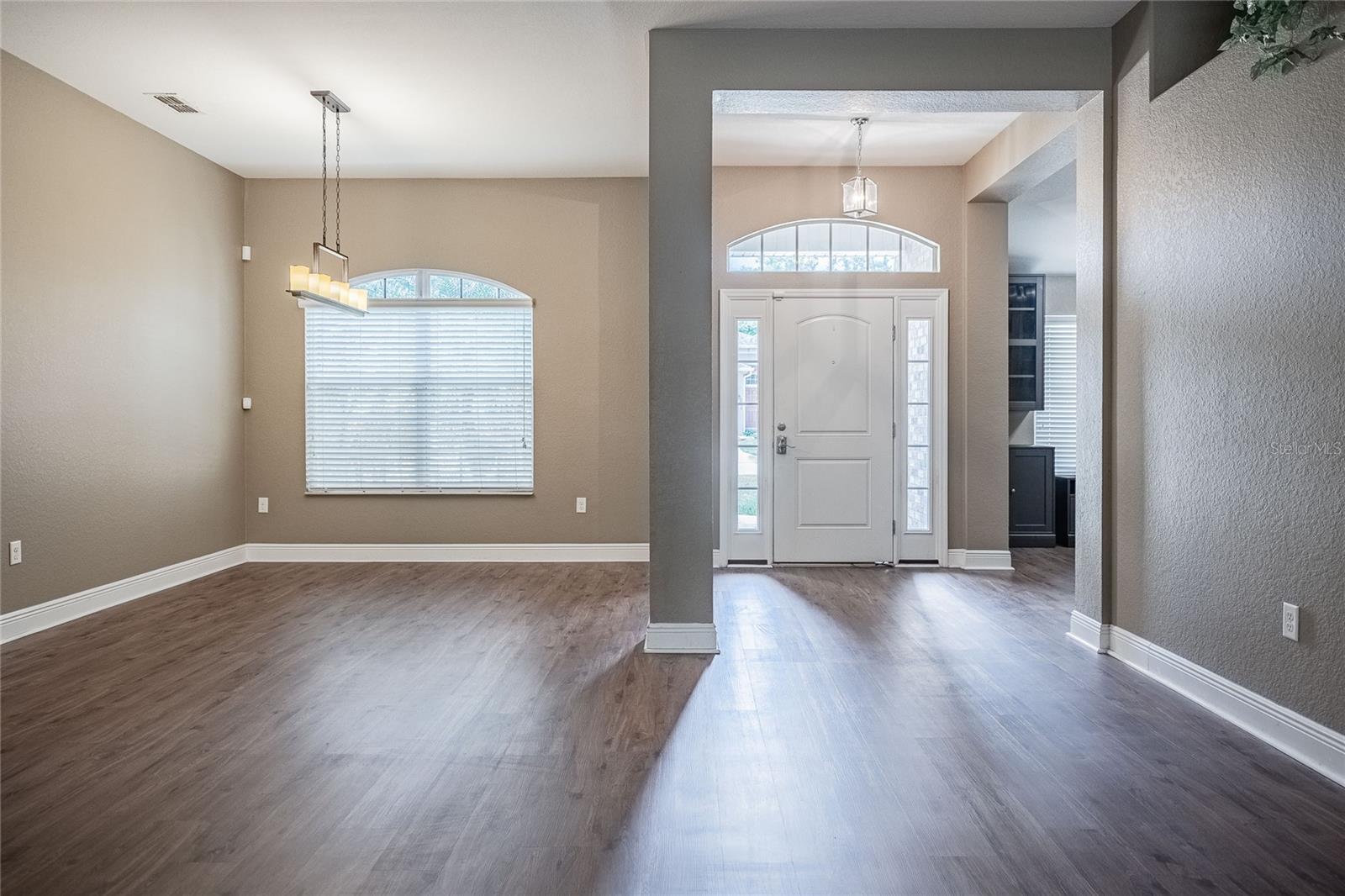 2933 BLACKWATER OAKS DRIVE